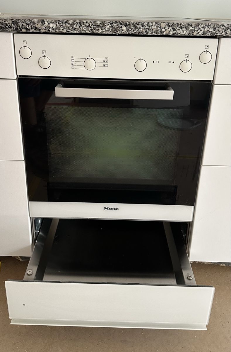 Appareils de cuisine: Backofen/Kochfeld Miele  – D'occasion à Biel/Bienne par kra_s8rv 1