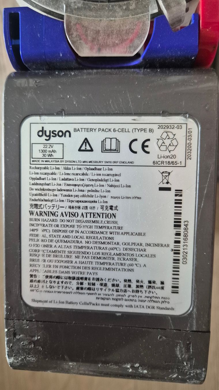 Dyson Staubsauger & Zubehör: Dyson DC35 Akku Staubsauger – Defekt aus Hagneck von Excite3 3