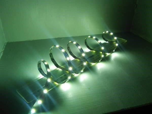 Elektronikbauteile: LED-Streifen 5 Meter kaltweiss 12V – Neu (gemäss Beschreibung) aus Luzern von Salefactory 1