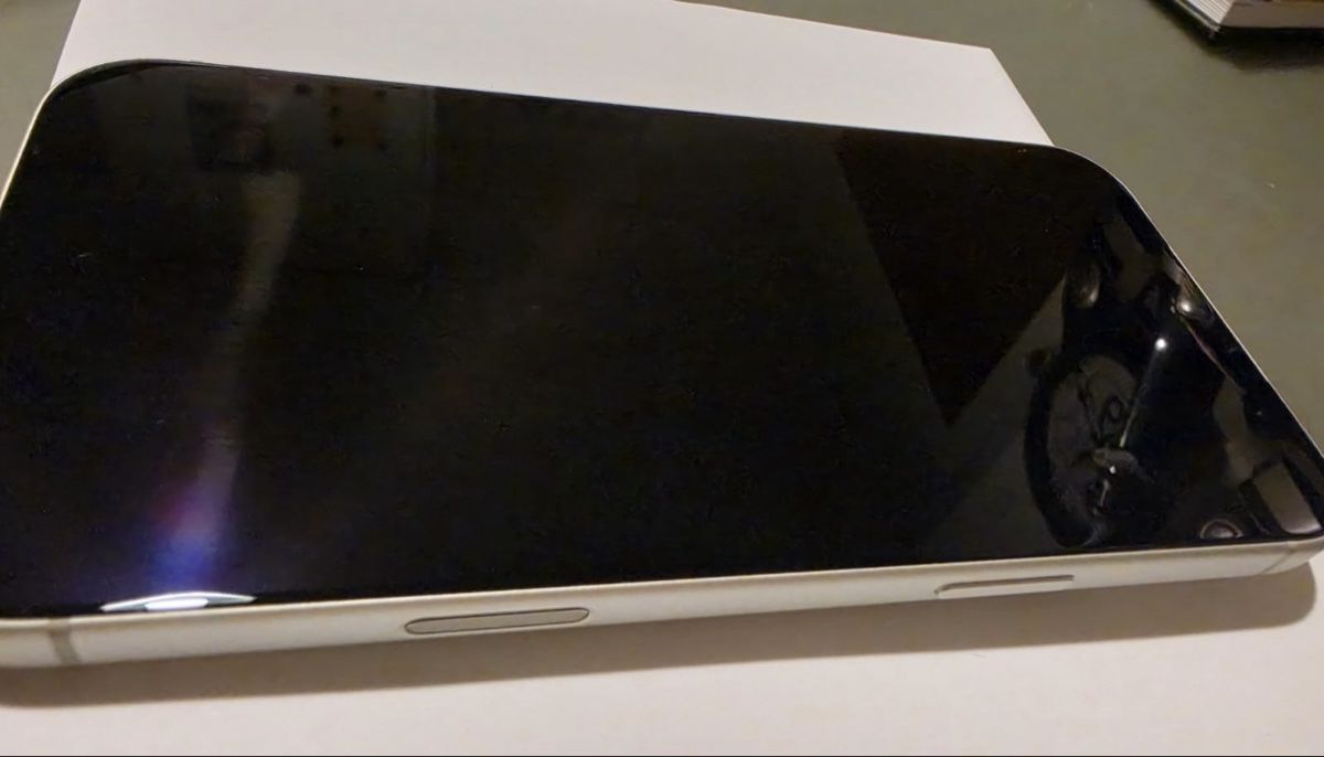 Apple Handys / Smartphones: Iphone 17 Pro Max – Neu (gemäss Beschreibung) aus Henggart von nat_dk6q 4