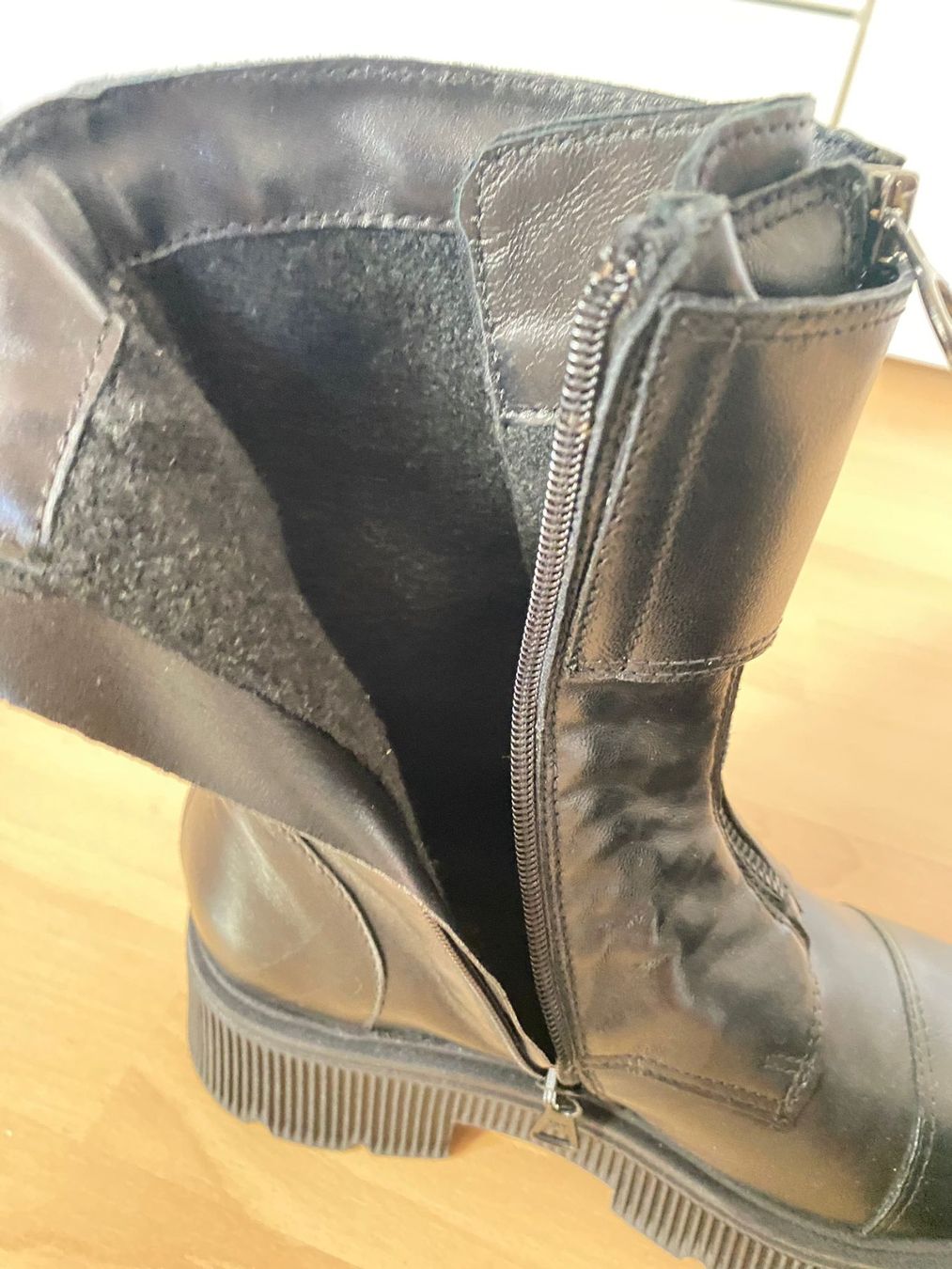 Scarpe da donna: Winterboots, Leder, neu, Gr. 36, schwarz – Nuovo (secondo la descrizione) da Rothrist venduto da lil_tg5m 4