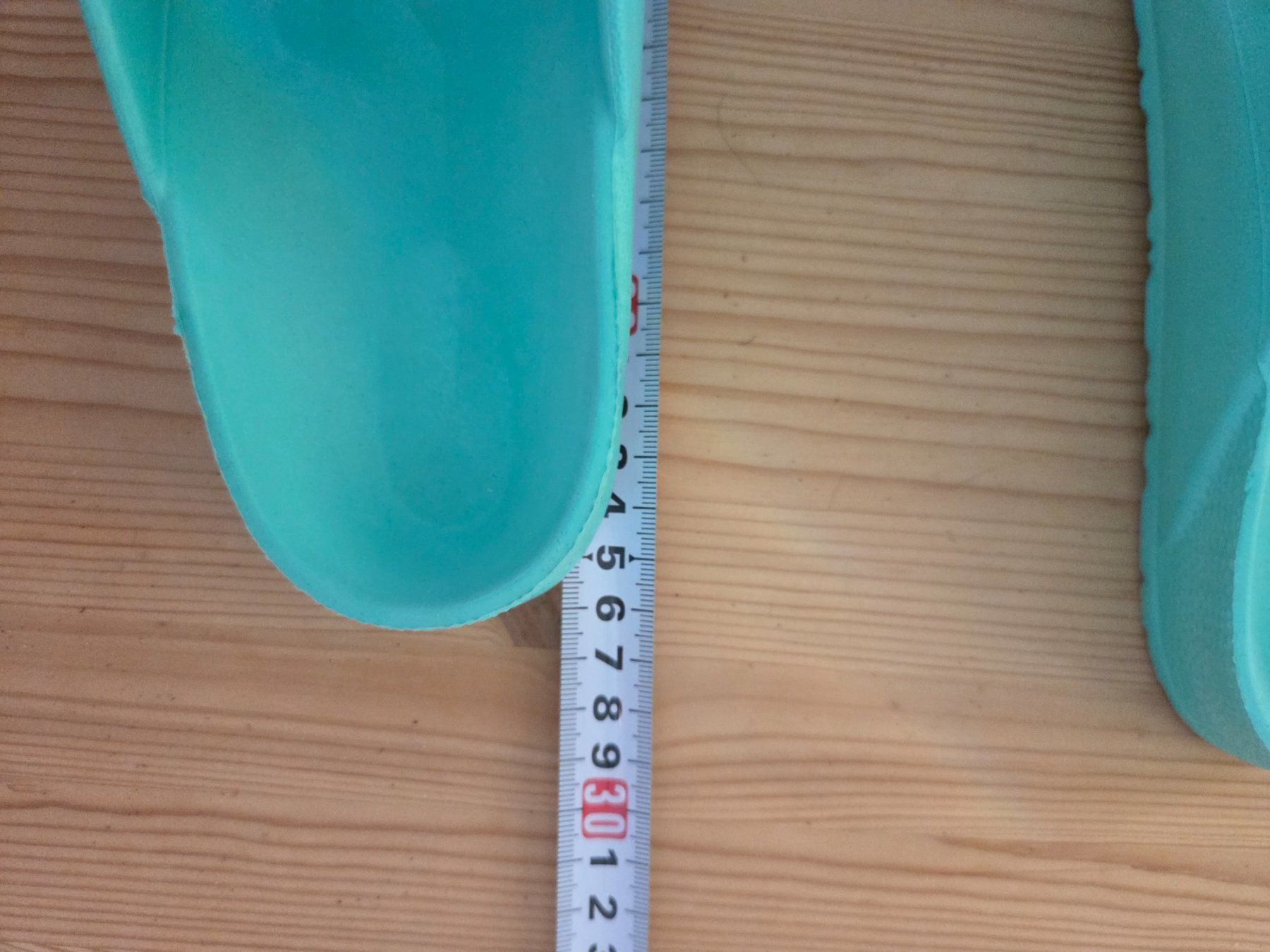 Scarpe da donna: Plastik Sandalen grün, 38.5/39 – Usato da Liestal venduto da ITOlio 2