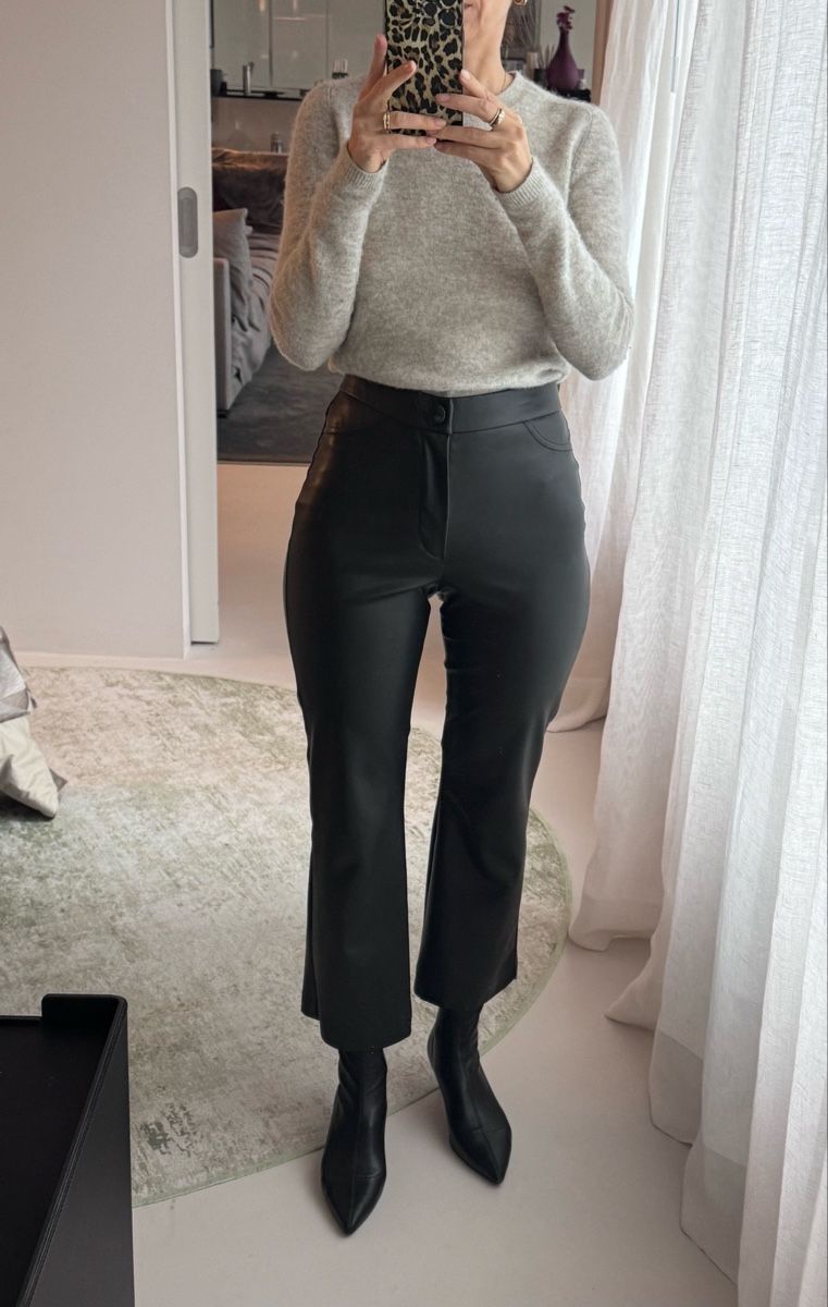 Calzedonia Pantaloni: Calzedonia thermo leather pants – Usato da Zürich venduto da agi_j875 5