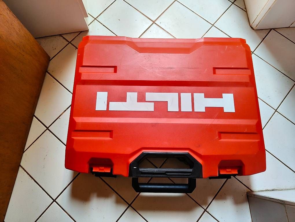 Hilti Tous les outils: Marteau piqueur te 60 avr – Neuf avec emballage d'origine à Riaz par bol_y9gs 1
