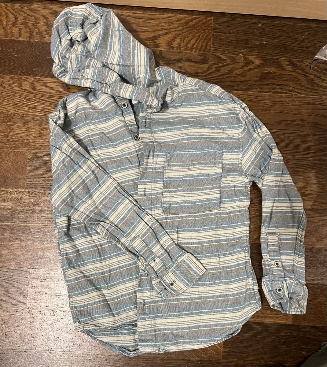 Camicie, T-shirt & Polo: Kinderhemden Grösse 122/128 – Usato da Frasnacht venduto da spr_yp7p 1