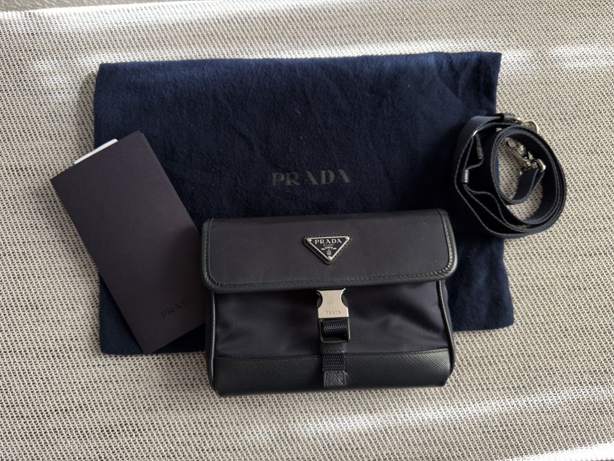 Prada Borse: Prada Nylon Crossbody Bag – Nuovo (secondo la descrizione) da Basel venduto da mcbfiles