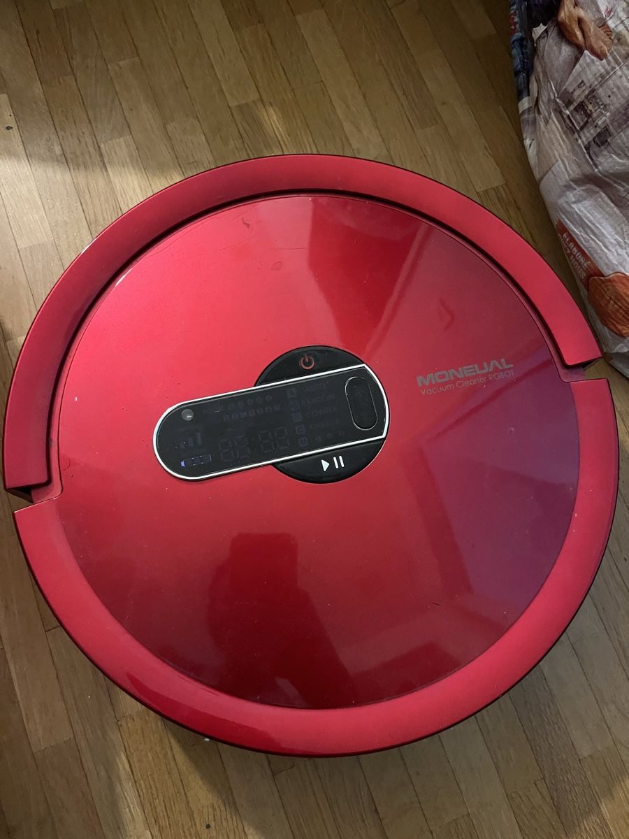 Staubsauger & Zubehör: Saugroboter Moneual Red – Gebraucht aus Basel von JJ.Elena