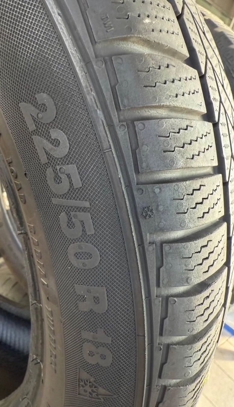 Continental Pneumatici & Ruote complete: 225/50/18 – Usato da Ebikon venduto da esc_mf8z 2
