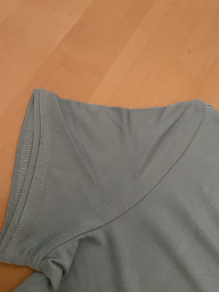 T-Shirts: Alkena Rundhals 100% Seide Tshirt S – Neu (gemäss Beschreibung) aus Wil ZH von RiccardaWegmann 9