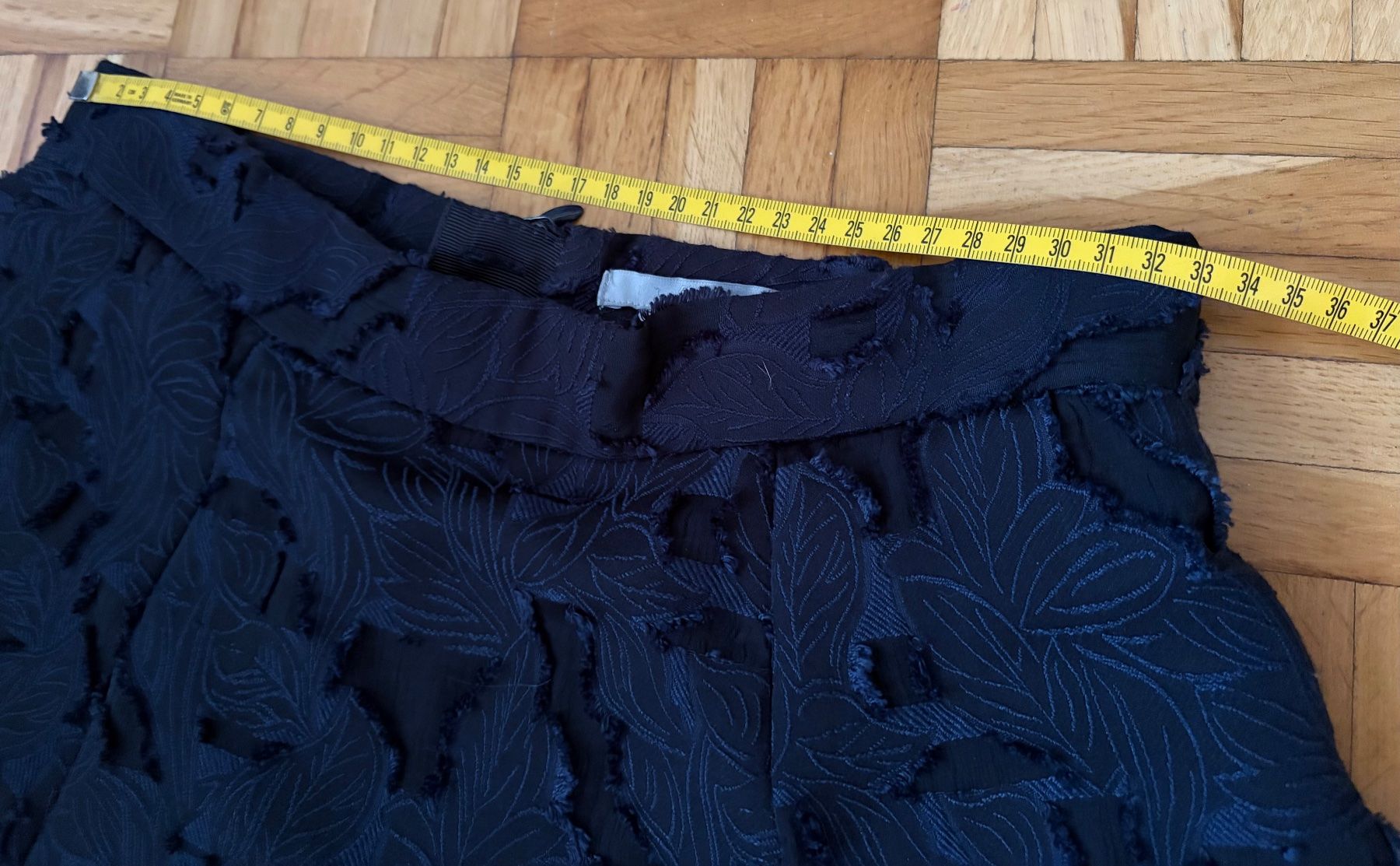H&M Gonne: Eleganter dunkelblauer Rock Grösse S – Usato da Zürich venduto da Miush999 1