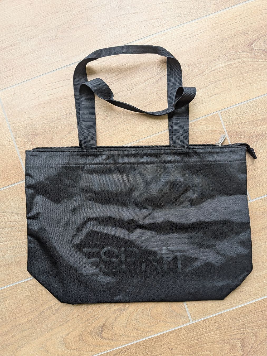 Esprit Borse da donna: Esprit Shopper schwarz – Usato da Eschenbach SG venduto da SanFranciscoCalifornia
