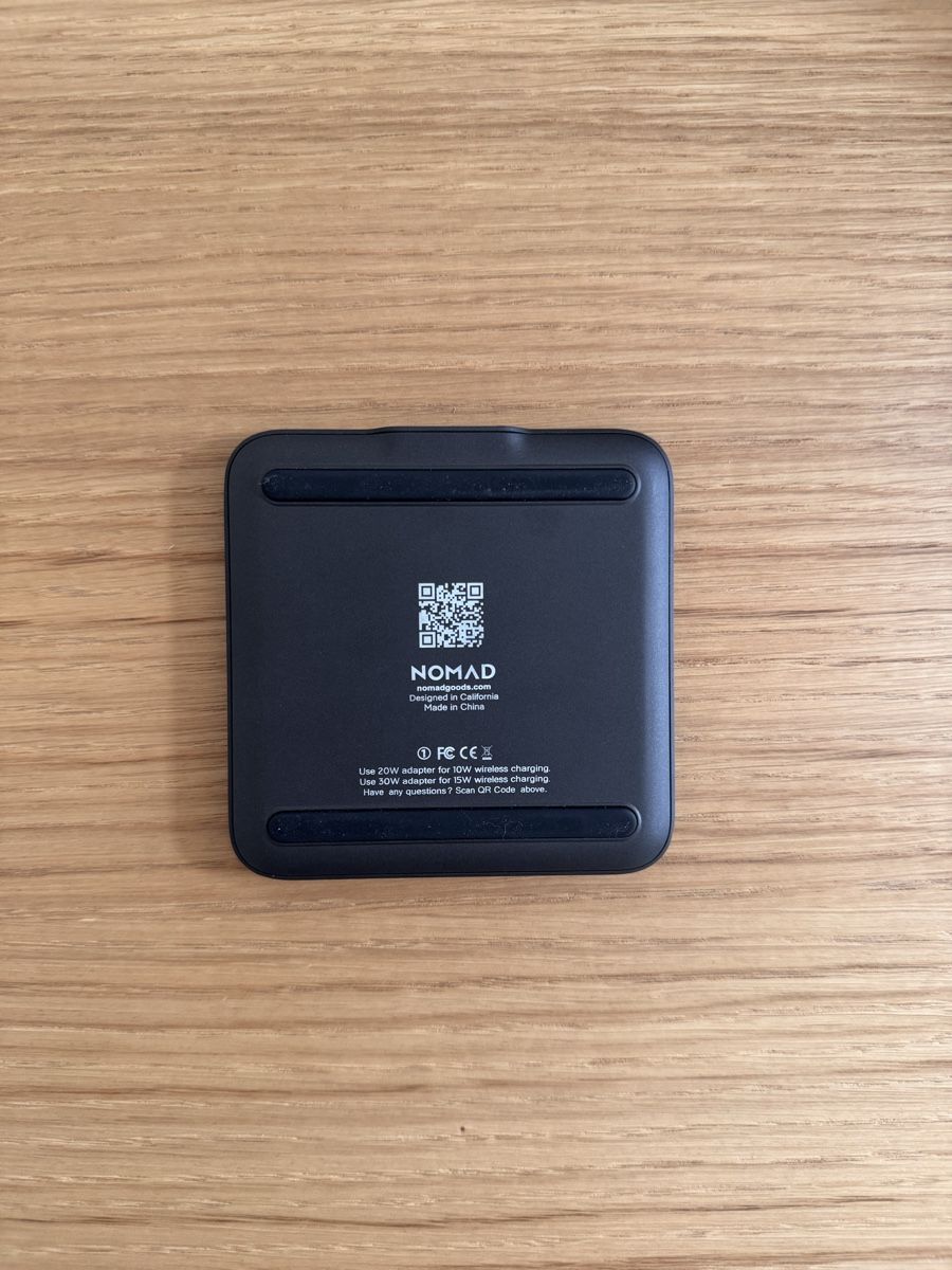 Caricabatterie: Nomad Wirless Charging Pad – Usato da Zürich venduto da Peban1 2