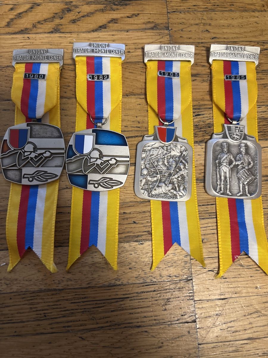 Médailles: Medaille – D'occasion à monte carasso par Chanel82