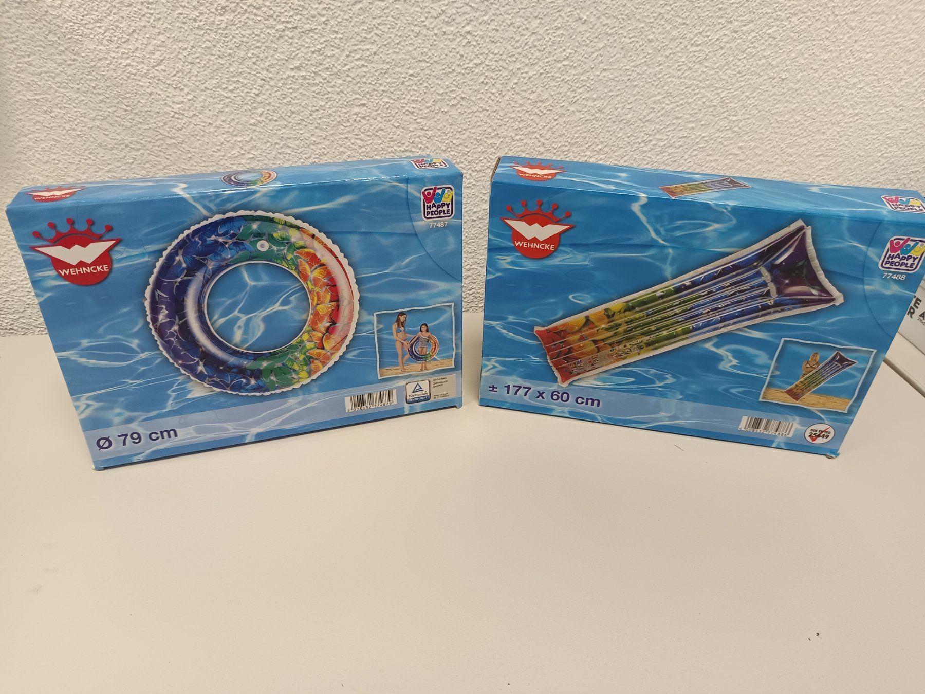 Jeux: 2 x neue Badeartikel – Neuf avec emballage d'origine à Rüthi (Rheintal) par Balty