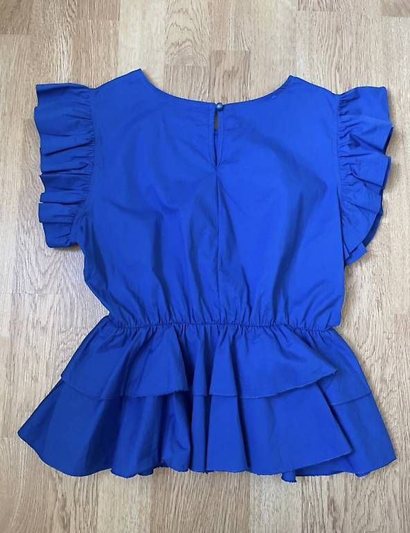 Tops: Top maniche corte con volant – Neu (gemäss Beschreibung) aus Bellinzona von sar_c6df 1