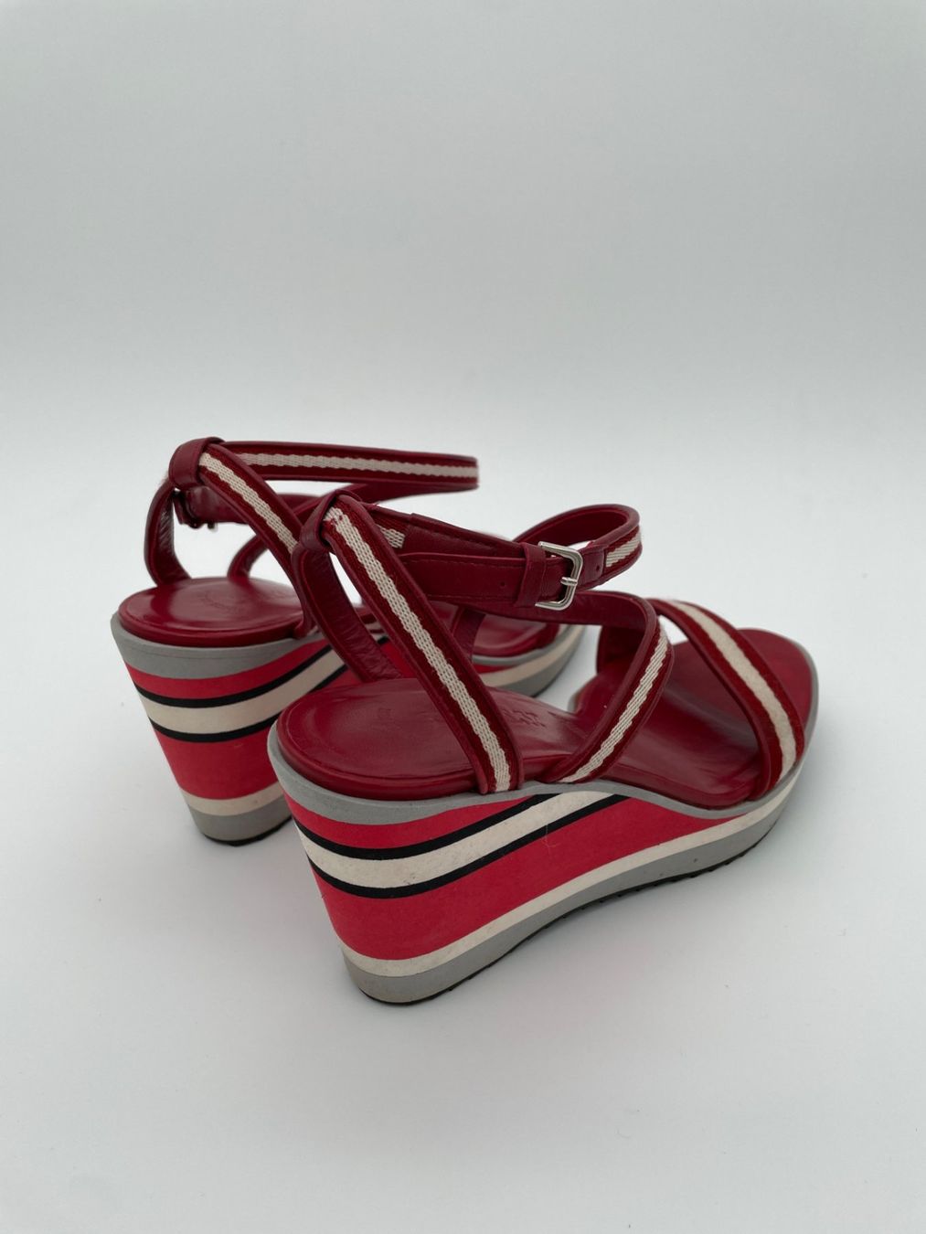 Bally Scarpe da donna: Bally Wedge Sandale mit Absatz EU 36.5 Rot – Usato da Zürich venduto da shoe_shop 3