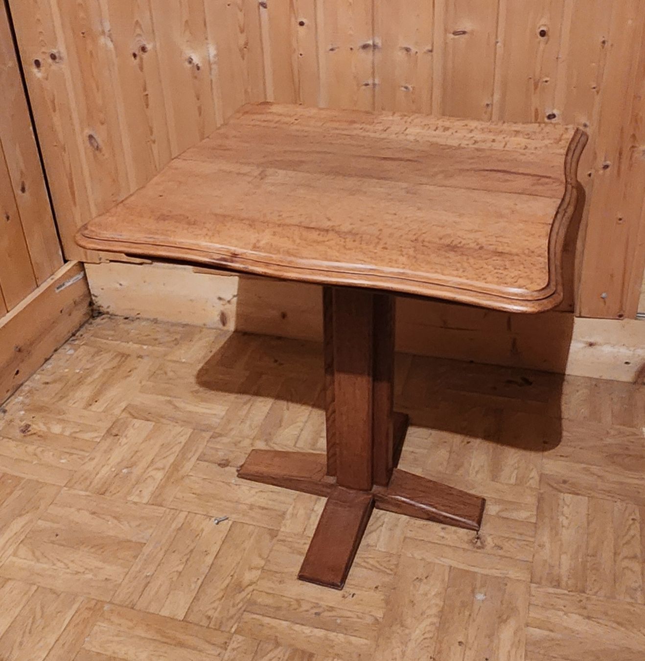 Tavoli: Holz Beistelltisch – Usato da Bonfol venduto da mai_p9rx