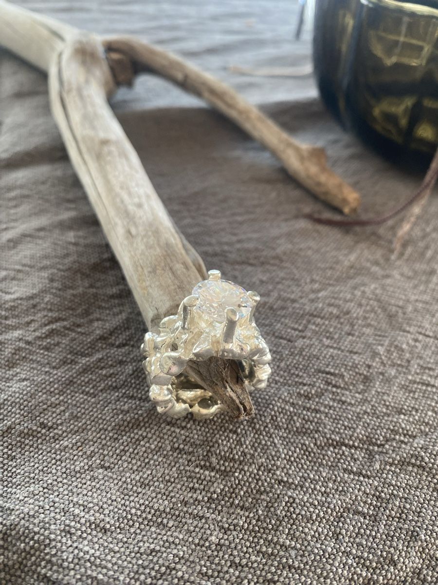 Anelli: Silberring breit mit Bergkristall, Durchmesser 20 cm – Usato da Steinen venduto da Gigeri75