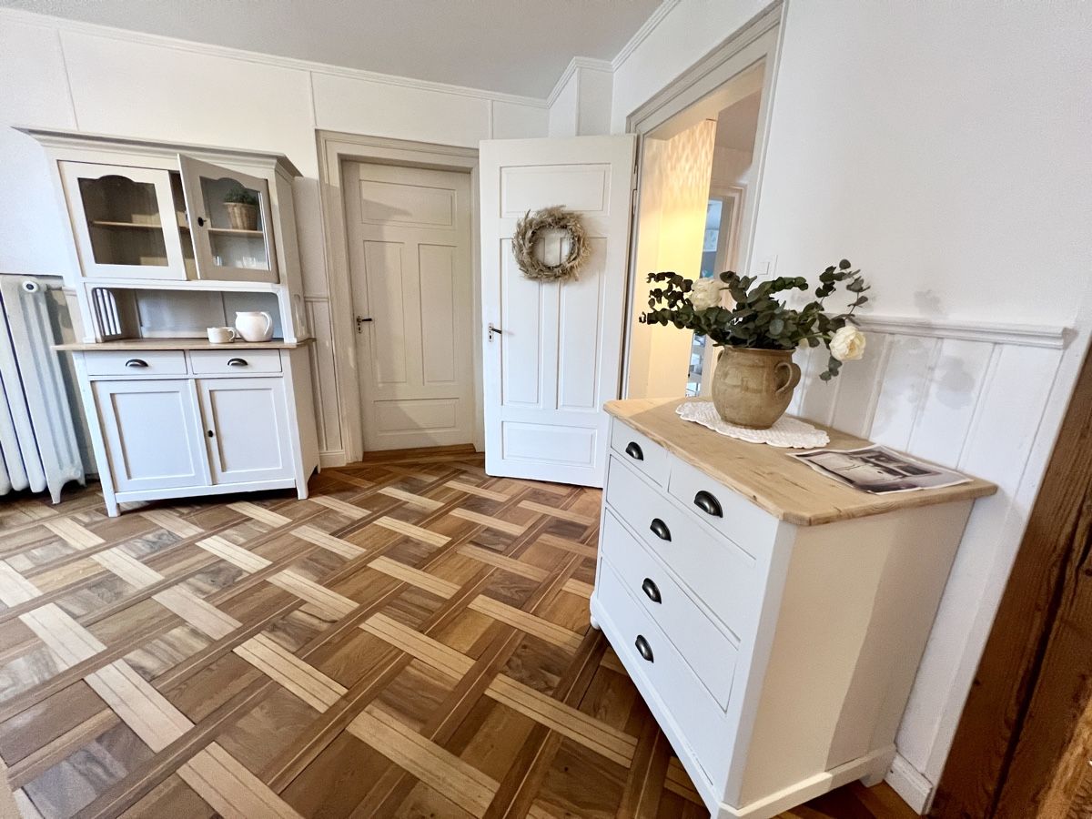 Kommoden: Kommode mit 5 Schubladen sand creme farbig Holz – Gebraucht aus Sirnach von dasrosahaus 9