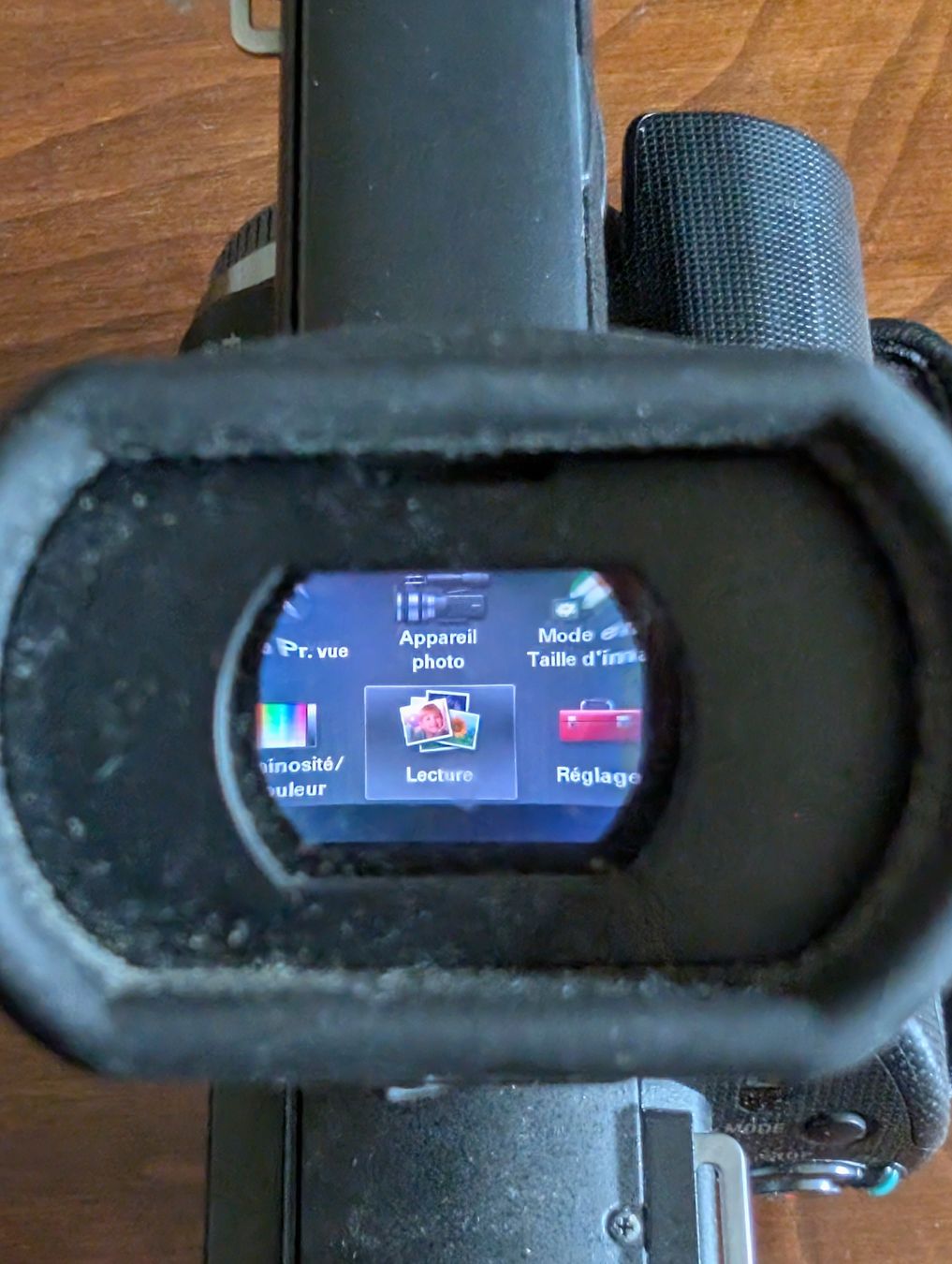 Sony Camcorder: Sony NEX-VG10E Handycam E-mount APS-C - body + accessories – Gebraucht aus Lutry von alex3dfan 3
