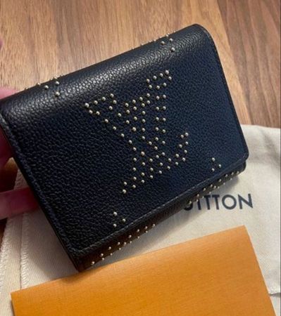 ❤️ Louis Vuitton Portemonnaie Victorine Noir