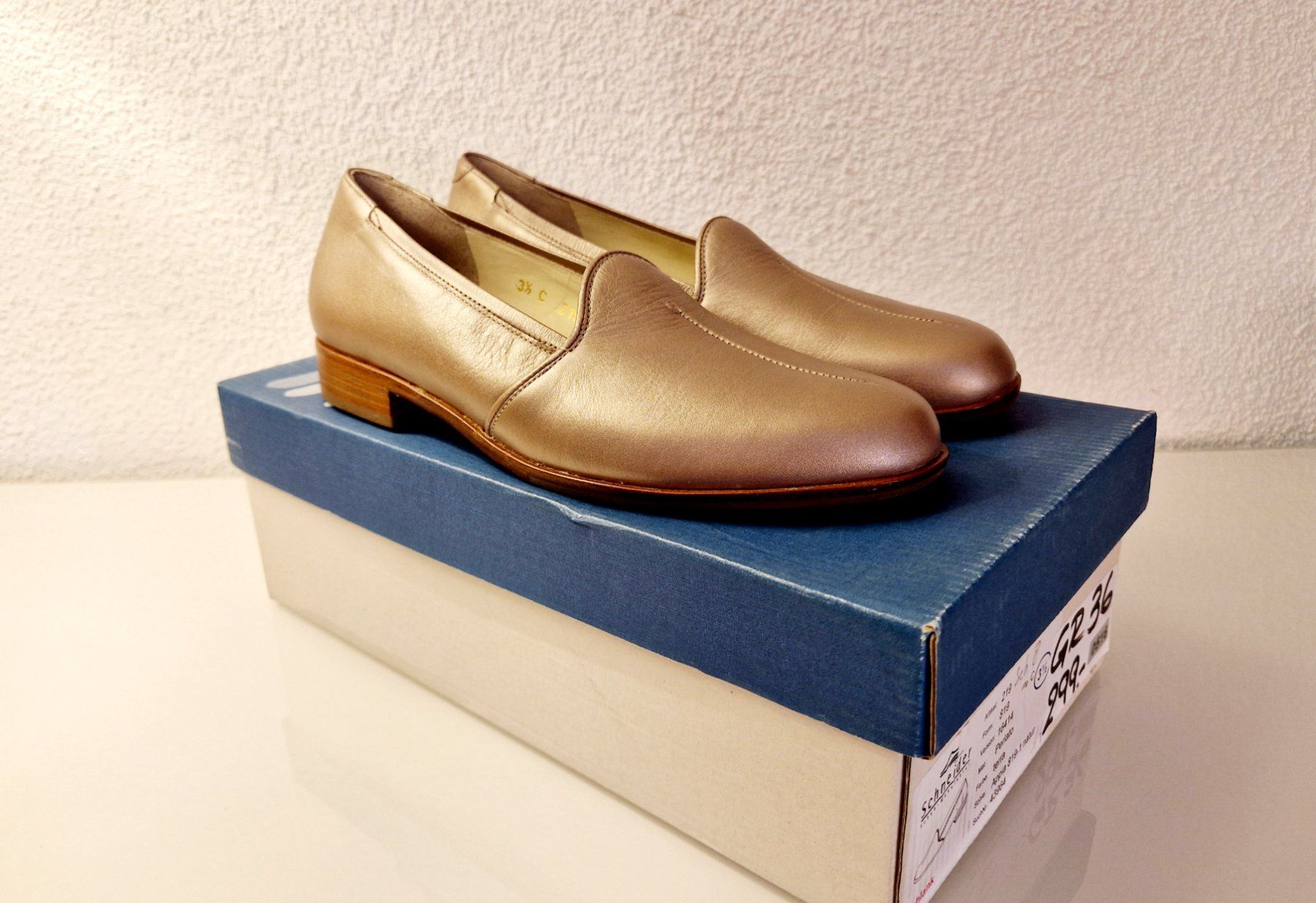 Scarpe da donna: Schneider Damen Schuhe Slipper Gr. 36 Rabatt - 70% – Nuovo e nell'imballaggio originale da Braunau venduto da Brand-Store