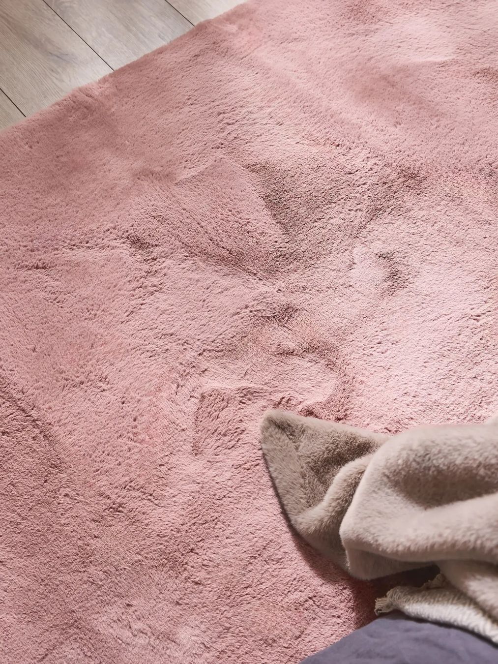 Tappeti: Fellteppich Kuschelteppich NEU 160x230 – Nuovo (secondo la descrizione) da Brütten venduto da thebuerkis 1