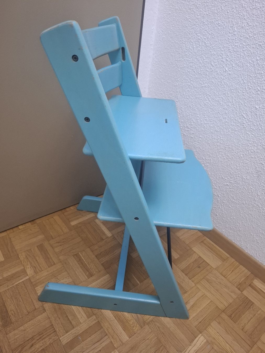 Stokke Seggioloni: Original Stokke Tripp Trapp Kinderstuhl, hellblau – Usato da Kriens venduto da Zizzizz 3