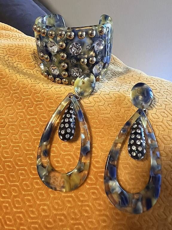 Autres bijoux: bigiotteria orecchini e bracciale  – D'occasion à Balerna par gat_b8p2 1