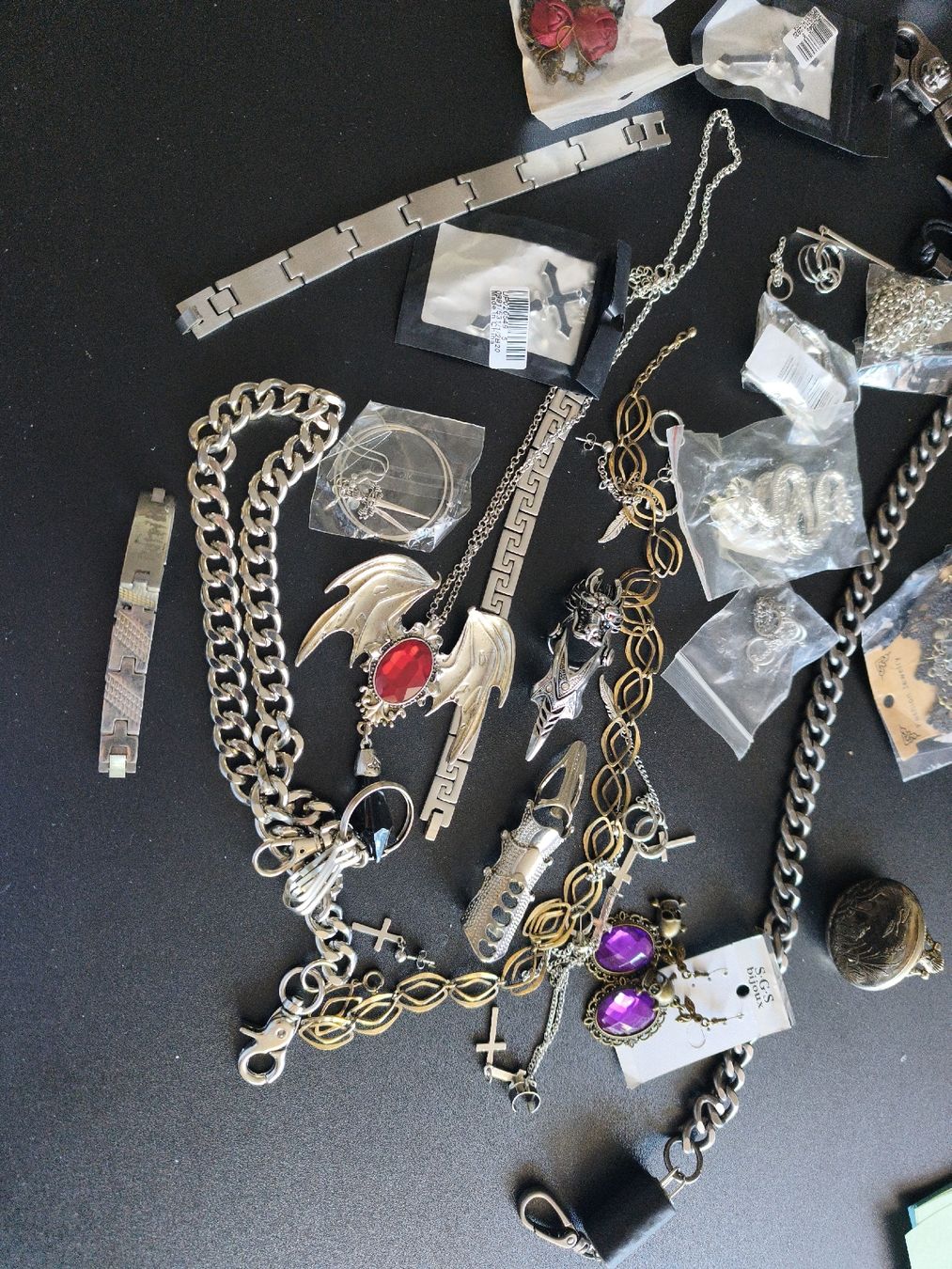 Sonstiger Schmuck: Modeschmuck gothik konvolut 16 – Gebraucht aus Kreuzlingen von dad_9x7b 2