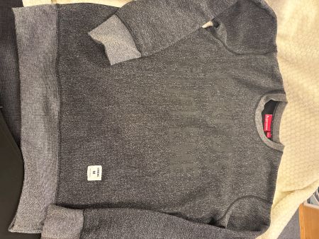 Supreme Pullover