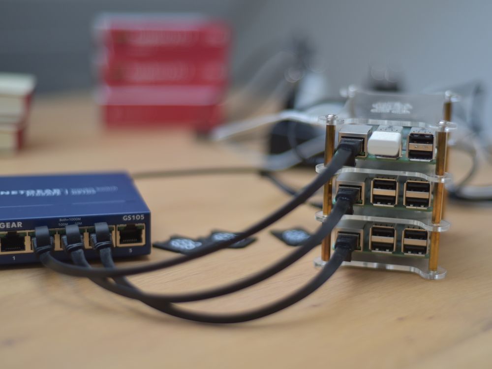 Raspberry Pi Cluster, 3 Pi mit Netgear Switch (Gebraucht) in Fehraltorf ...