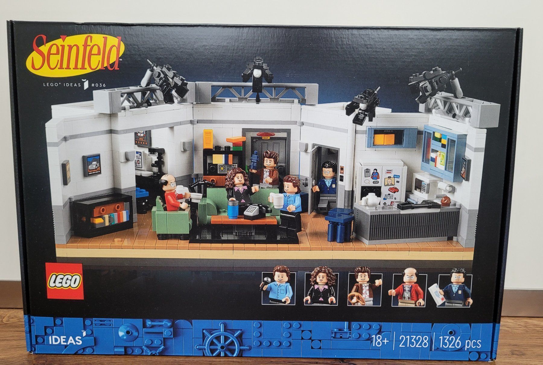 Lego Giocattoli: LEGO Ideas Seinfeld 21328 – Nuovo e nell'imballaggio originale da Hinteregg venduto da BrickHeaven