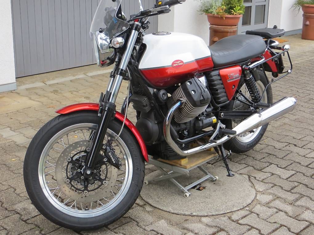 Route: Moto Guzzi V7 spezial à vendre – D'occasion à Develier par Collines26 2