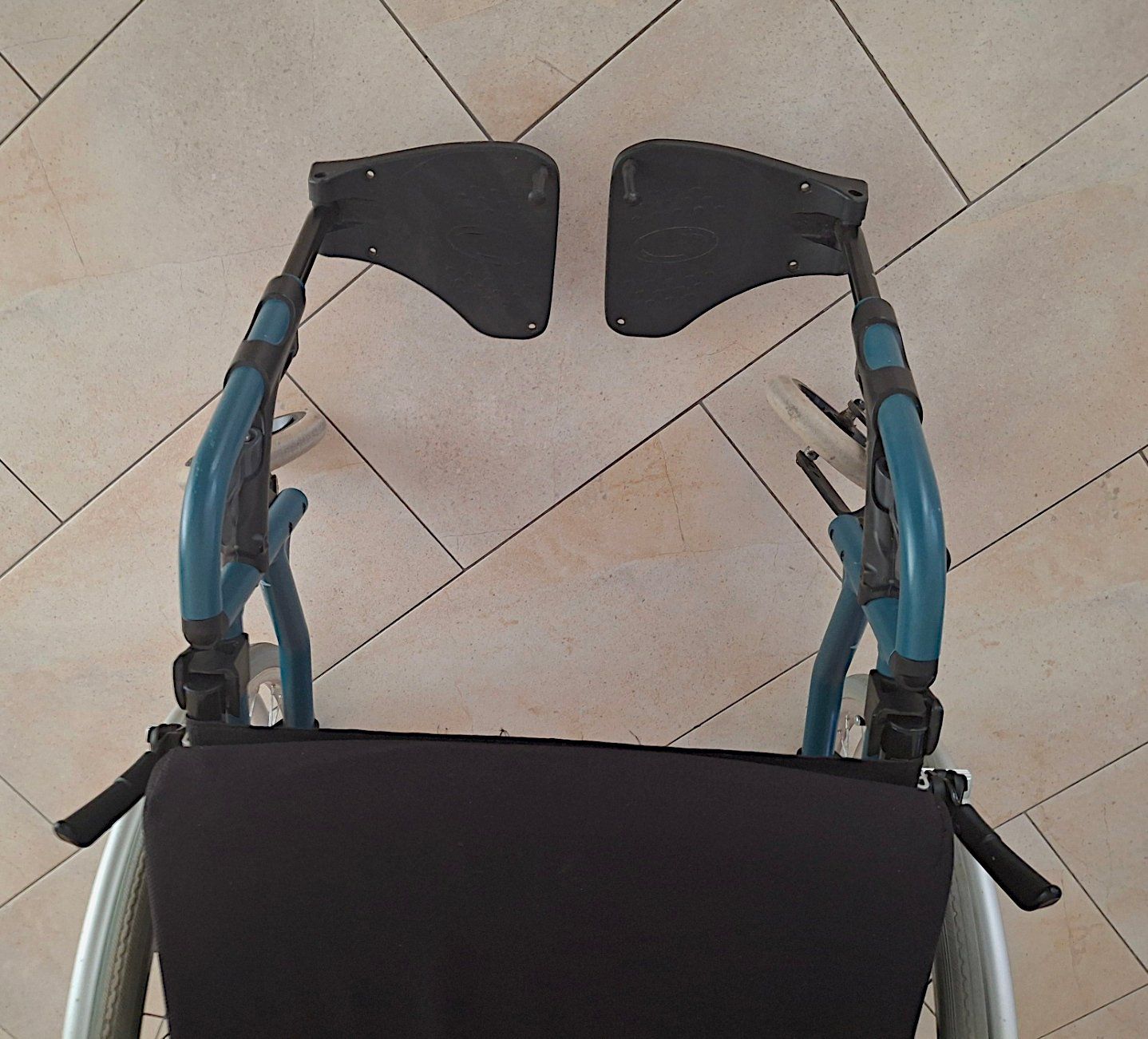 Sedie a rotelle: Rollstuhl  Action – Usato da Dietlikon venduto da Spotlight1 1