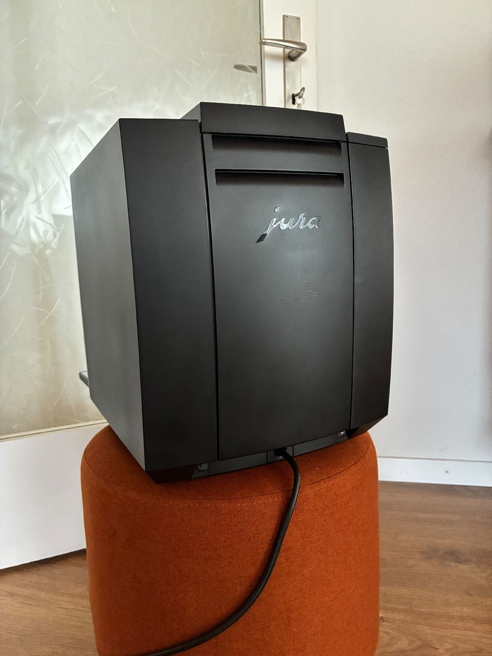 Jura Machines à café & Machines à expresso: Jura E600 Kaffeemaschine | ERROR 8 – Défectueux à Stansstad par DTR7PT 6