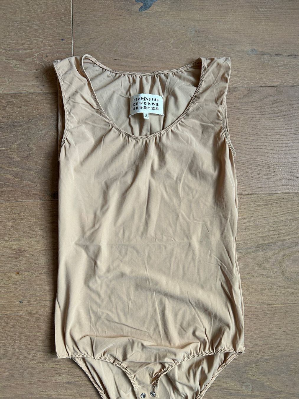 Maison Margiela Top: Maison Margiela Body FR 38 – Usato da Zürich venduto da ins_w679