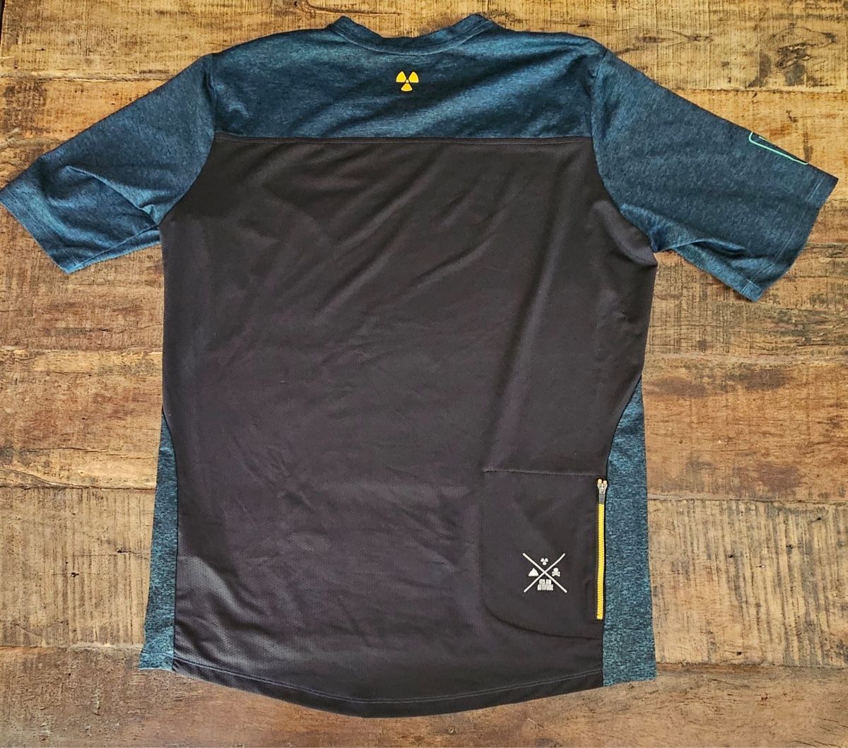 Leibchen & Hosen: Maillot vélo Nuke Proof, taille L – Neu (gemäss Beschreibung) aus Cuarnens von Sandrine0110 1