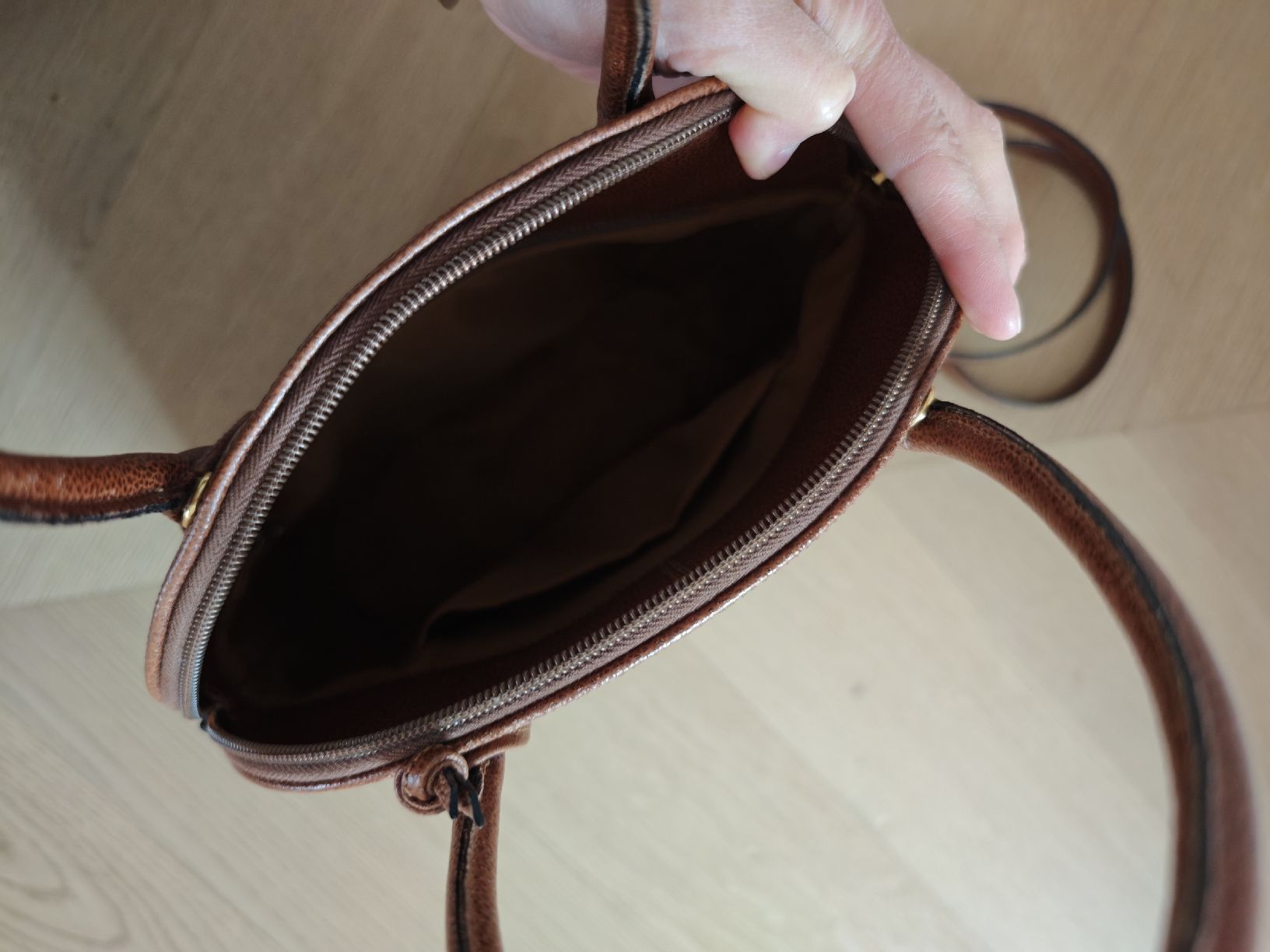 Borse da donna: Vintage Lederhandtasche H.NEUBER – Usato da Erlenbach ZH venduto da nlh 1