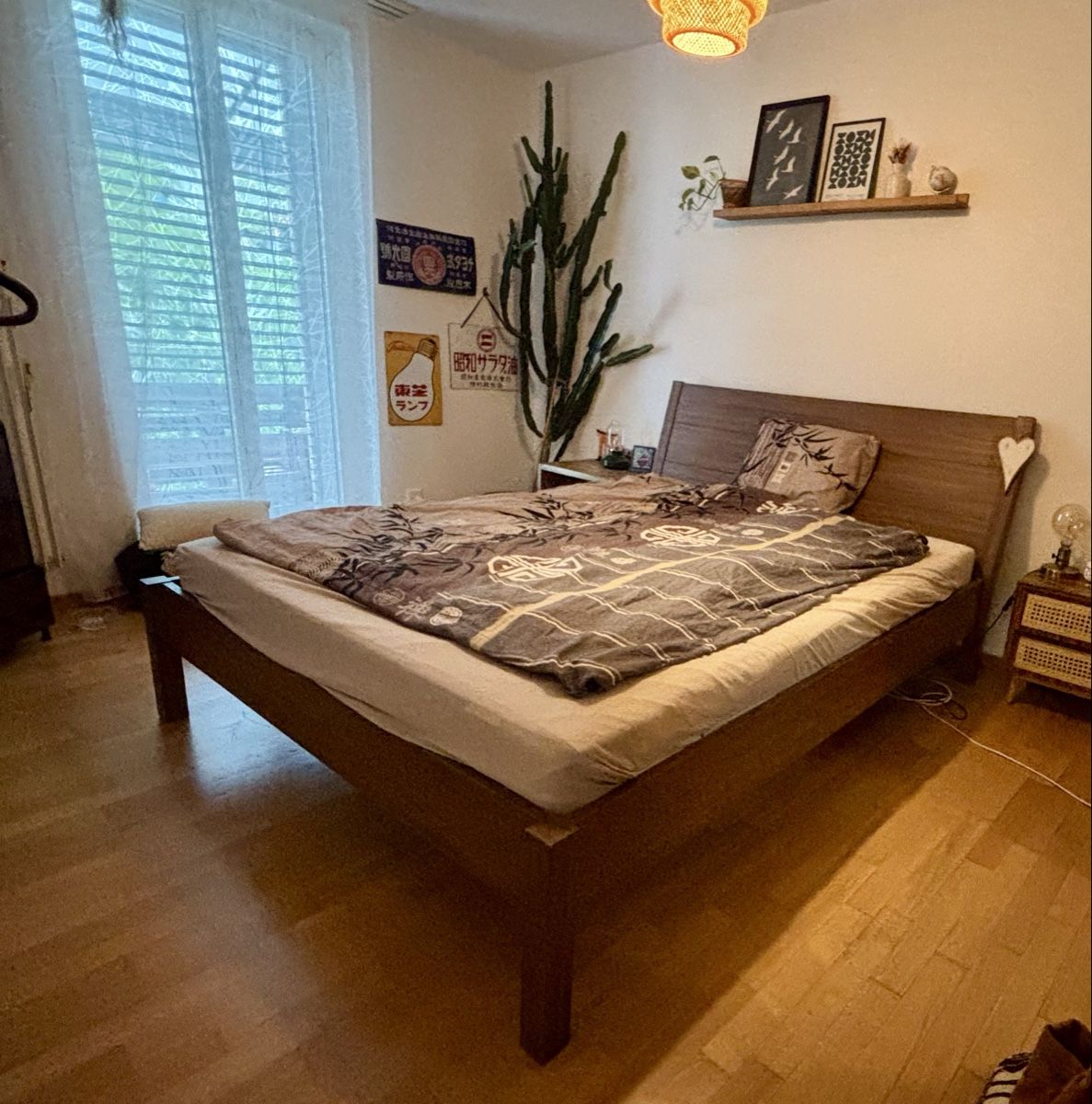 Letti: Doppelbett Holz 160 x 200 – Usato da Basel venduto da swicaj