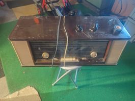 Philips Reverbeo Vintage Radio