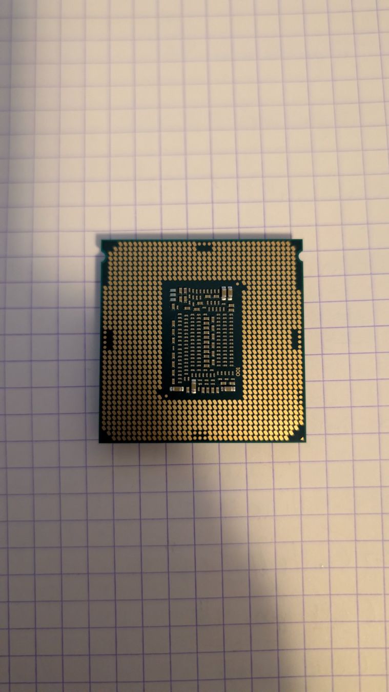 Intel Componenti elettronici: Intel Core i7-9700 – Usato da Menziken venduto da PurpleSky89 1