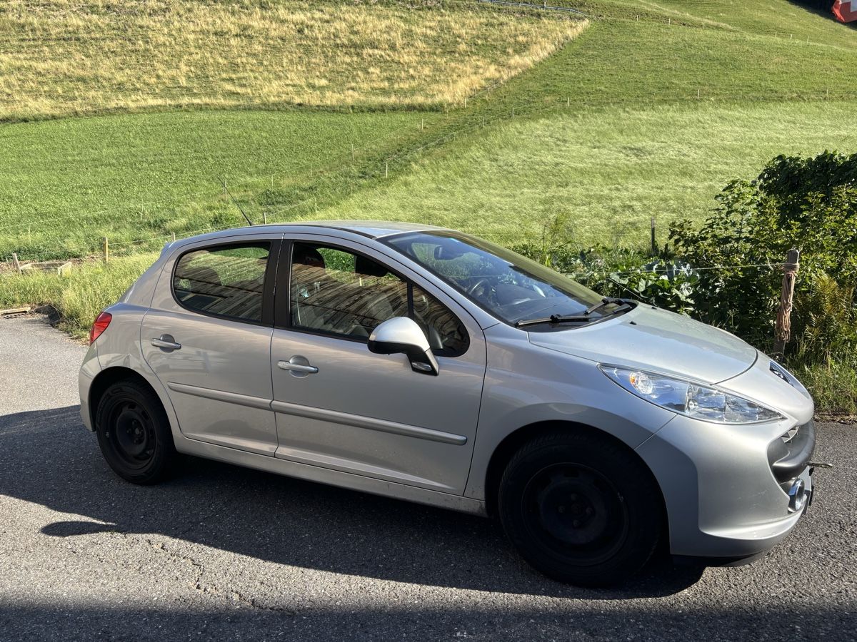 Peugeot Autos: Peugeot 207 – Défectueux à Homberg b. Thun par jaelodrtscheil 1