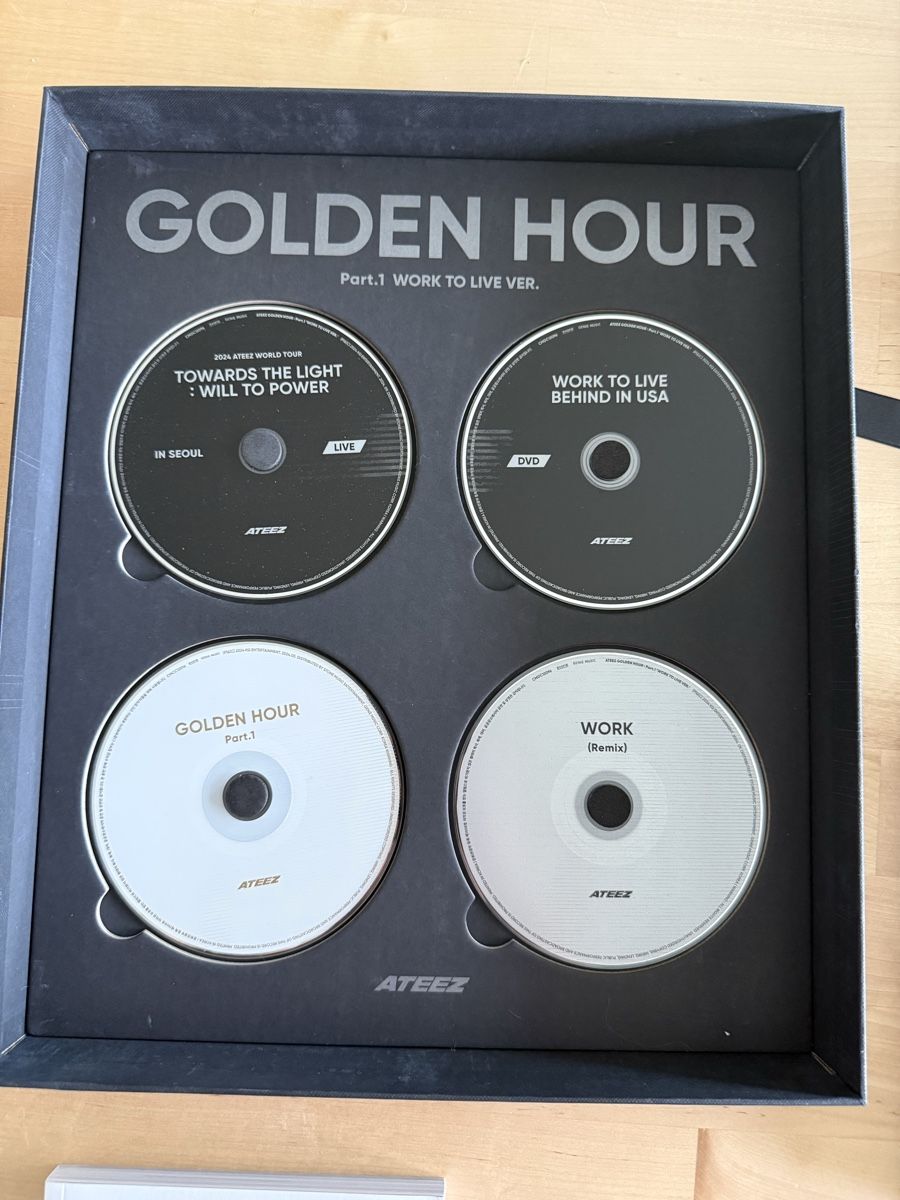 Tutti i DVDs: ATEEZ - Golden Hour Part.1 - WORK TO LIVE VER. – Nuovo (secondo la descrizione) da Castel San Pietro venduto da NaBi-7 2