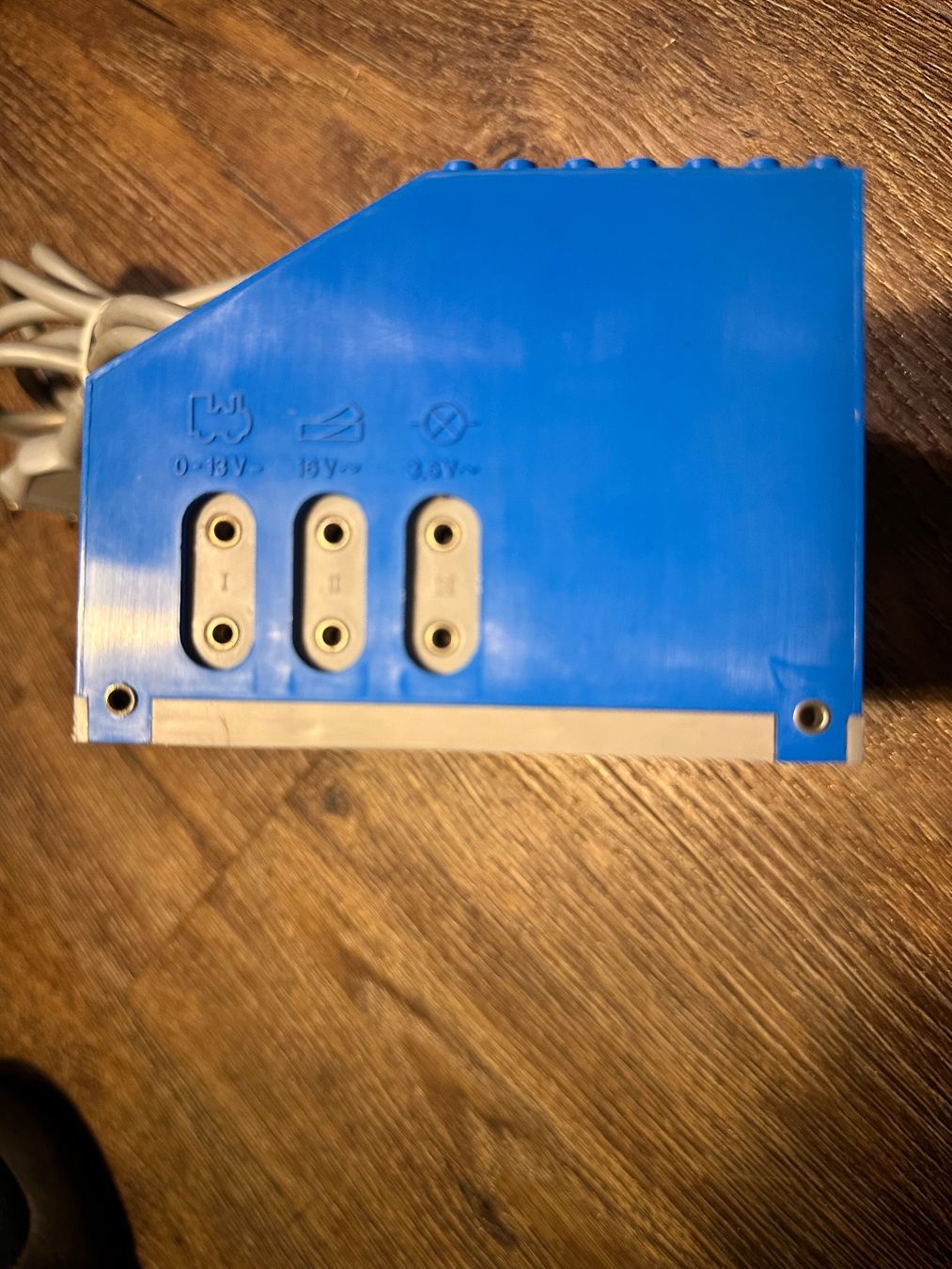 Lego Kit di costruzioni: LEGO Einzelteil 740 - Blue Electric, Train 12V Transformer – Usato da Winterthur venduto da Iryna_Valerii 2