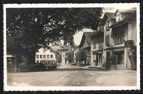 Cartoline postali: Menziken, Strassenpartie mit Restaurant  – Usato da Berlin venduto da bartko-reher