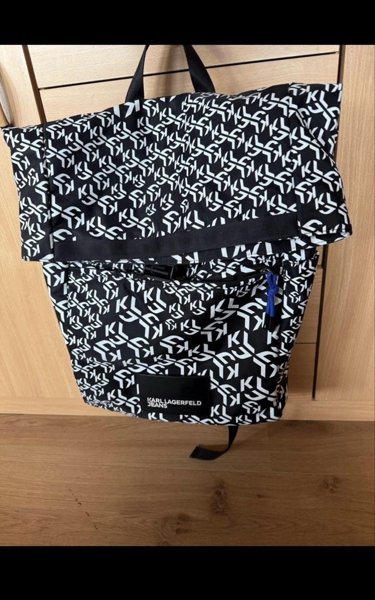 Karl Lagerfeld Zaini: Sac à dos Karl Lagerfeld neuf  – Nuovo (secondo la descrizione) da La Sagne VD venduto da jeliquidetout 2