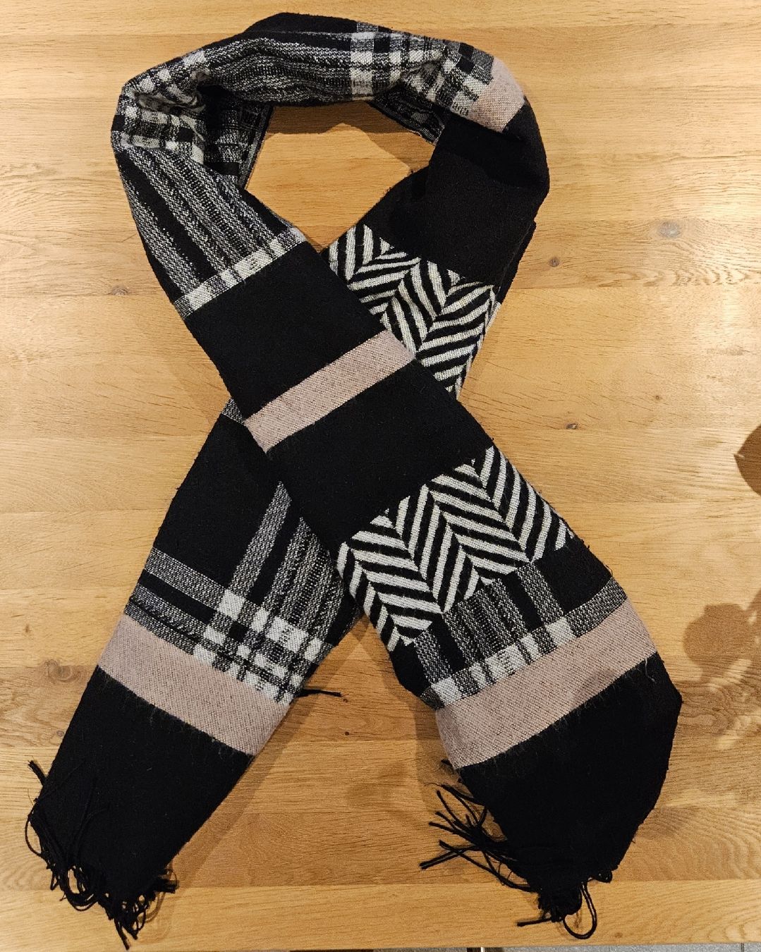 Foulard & Sciarpe: Schal – Usato da Zizers venduto da Natascia.Lentini