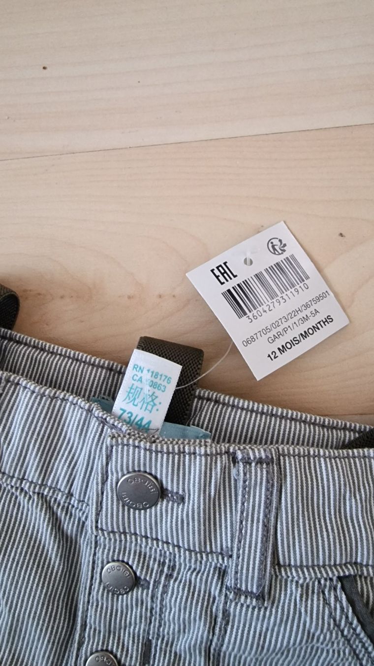Pantaloni: Shorts mit Trägern gr74 obaibi – Nuovo (secondo la descrizione) da Winterthur venduto da Mmondeo 2