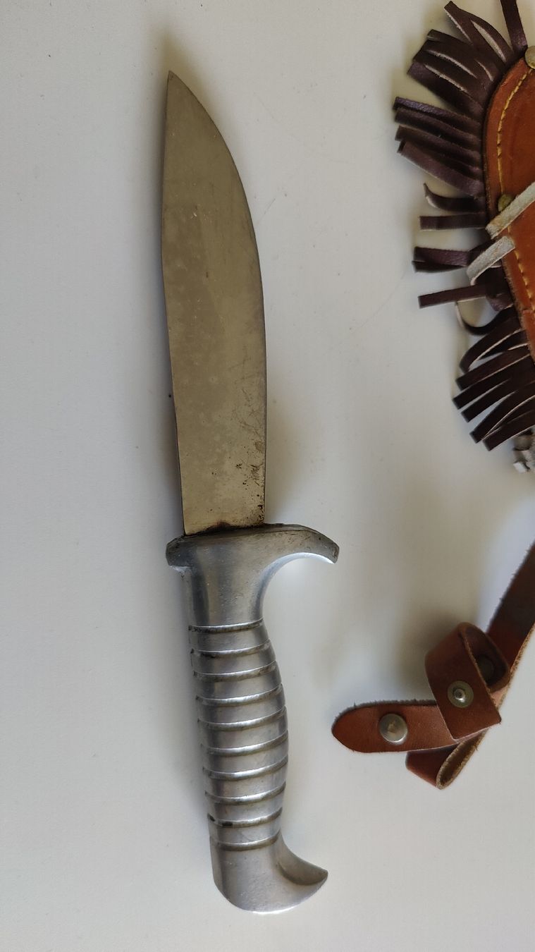 Accessori: Altes Jagdmesser mit Scheide (W11) – Usato da Aarau venduto da bro_9zsg 4
